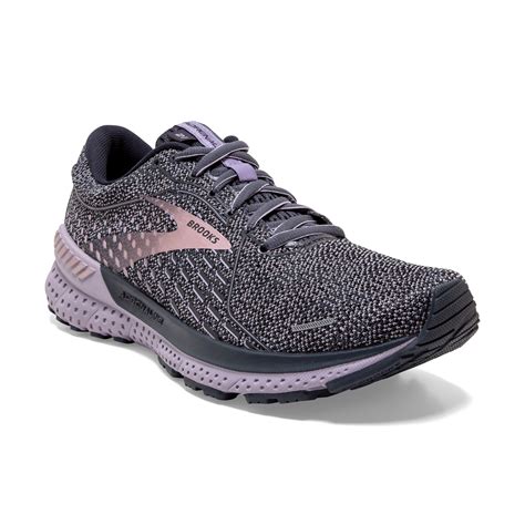 brooks shoes clearance.